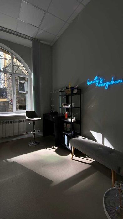 Аренда офисного помещения в бизнес-центре «Доминион» 19 м² на 1 этаже