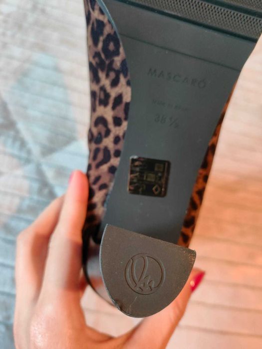 Botas de salto alto padrão leopardo Mascaró