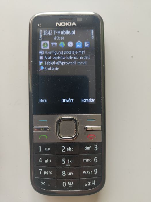 Nokia C5 w bardzo dobrym stanie