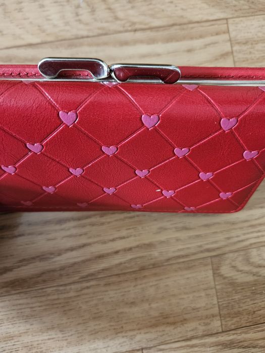 Portfel damski. Czerwony