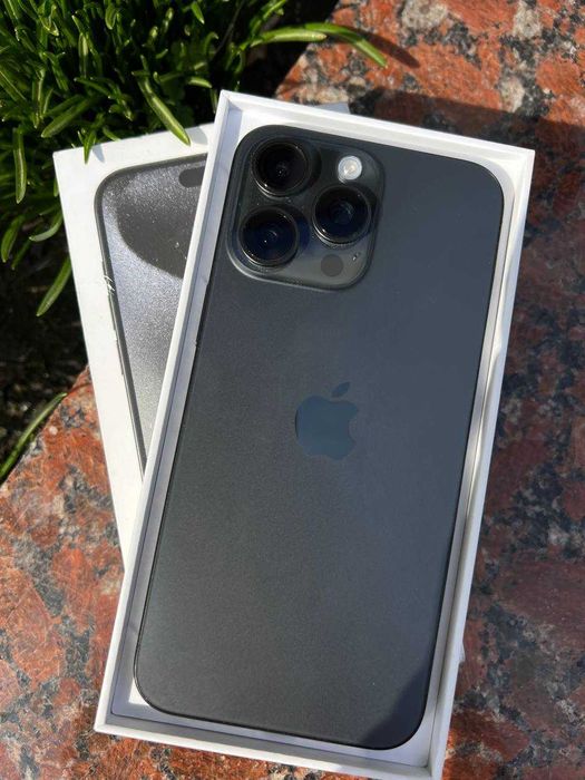 iPhone 15 Pro Max 256GB Black Titanium NEVERLOCK
