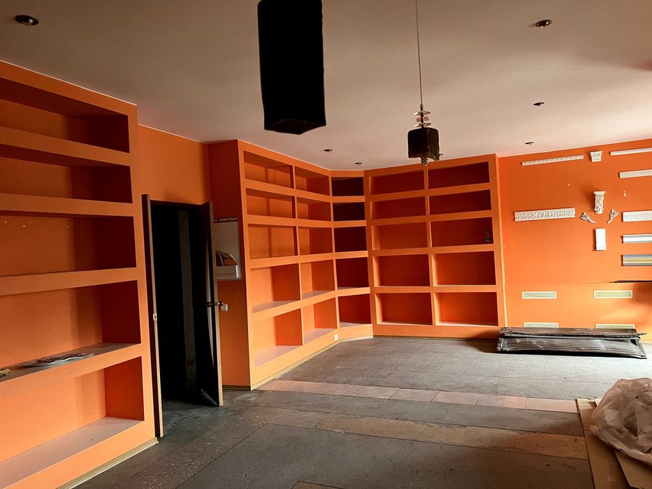 Продам комерційне приміщення в Острозі