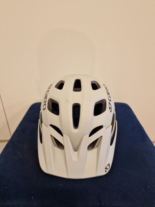 Kask rowerowy GIRO Fixture