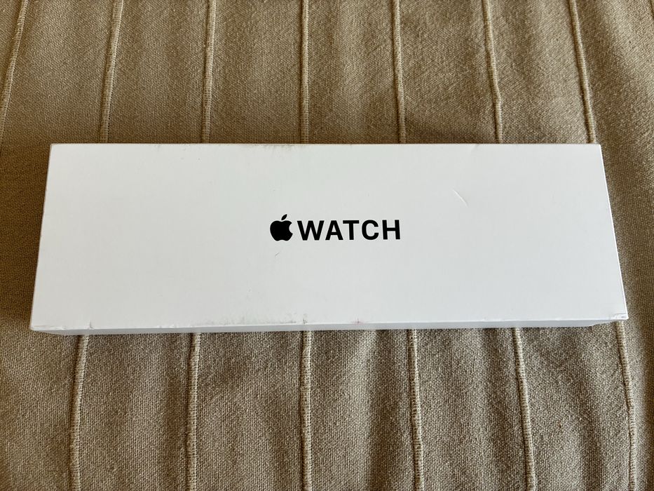 Apple Watch SE 3 44mm GPS + Cellular (novo, selado) - Com garantia Apple ainda não iniciada