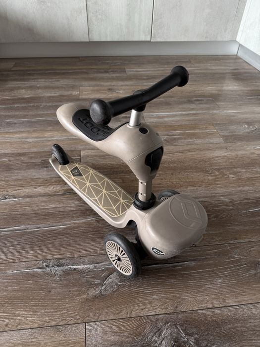 Продам самокат scoot and ride в нормальном слстоянии