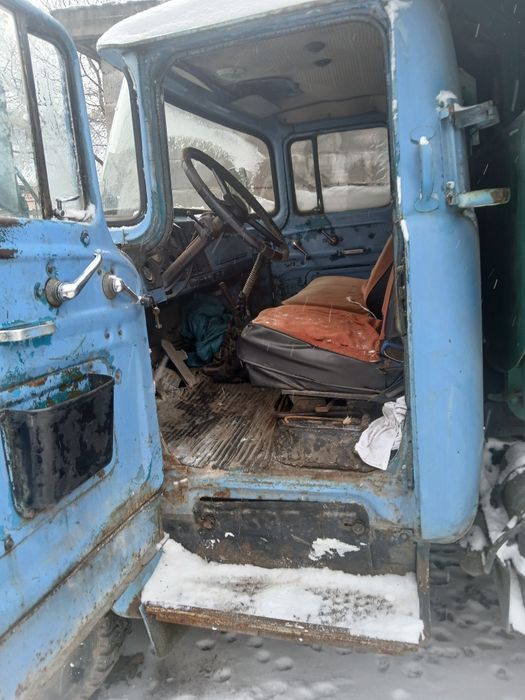 Продам зил 130 ммз 555 самосвал