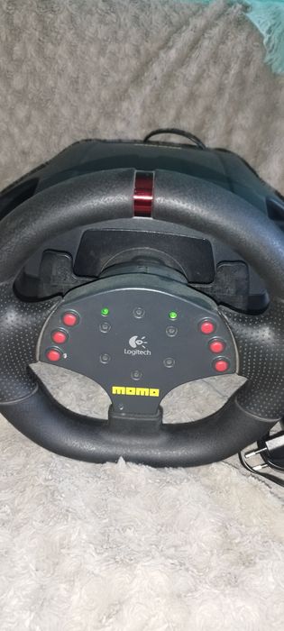 Momo Racing игровой руль