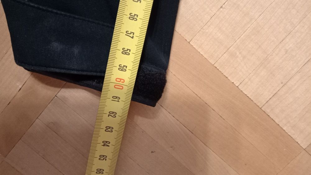 Kurtka damska Softshell w rozmiarze S czarna firmy tog 24