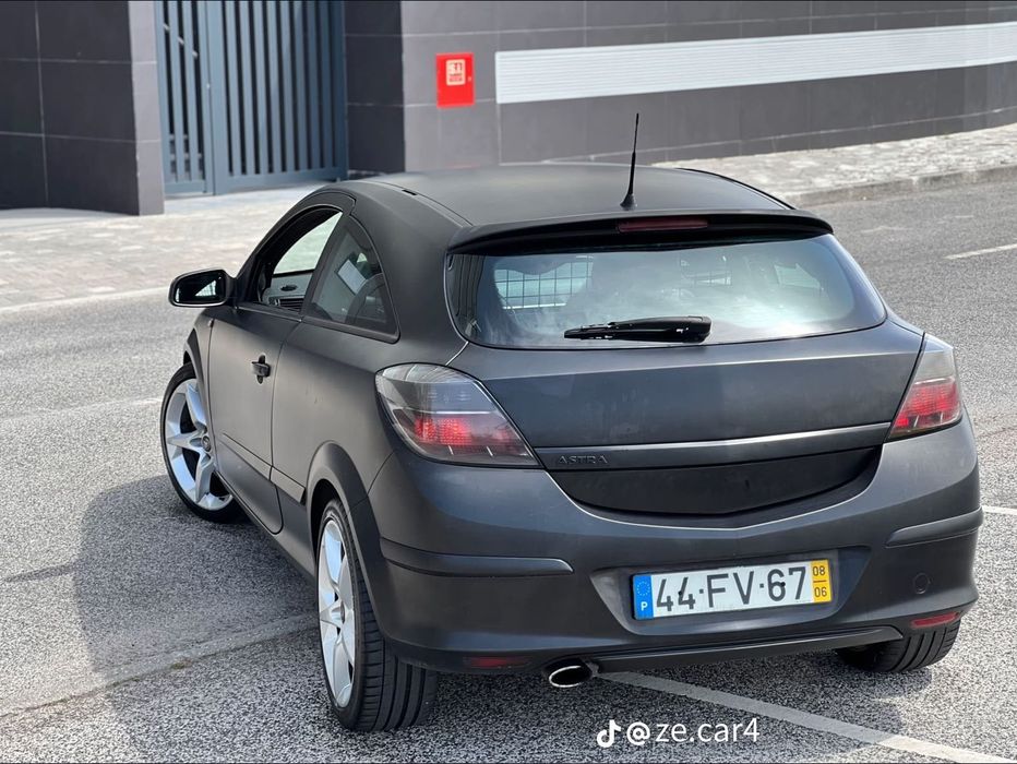 Opel Astra GTC 1.9