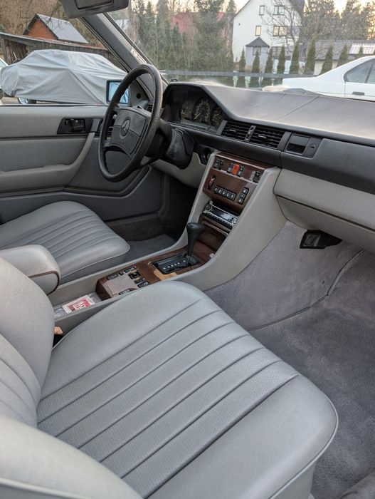 Mercedes Benz W124 300 TURBO DIESEL