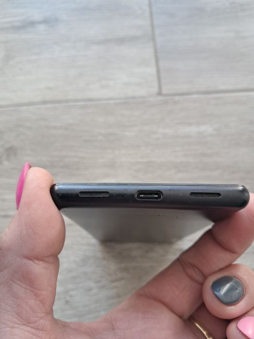 Smartfon Sony xperia L4