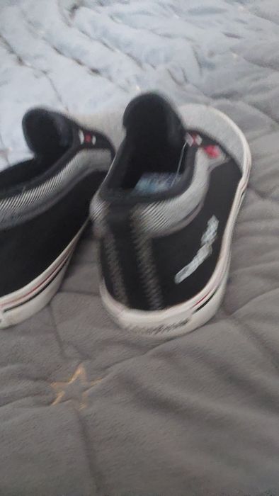 Красівки, кеди -сліпони