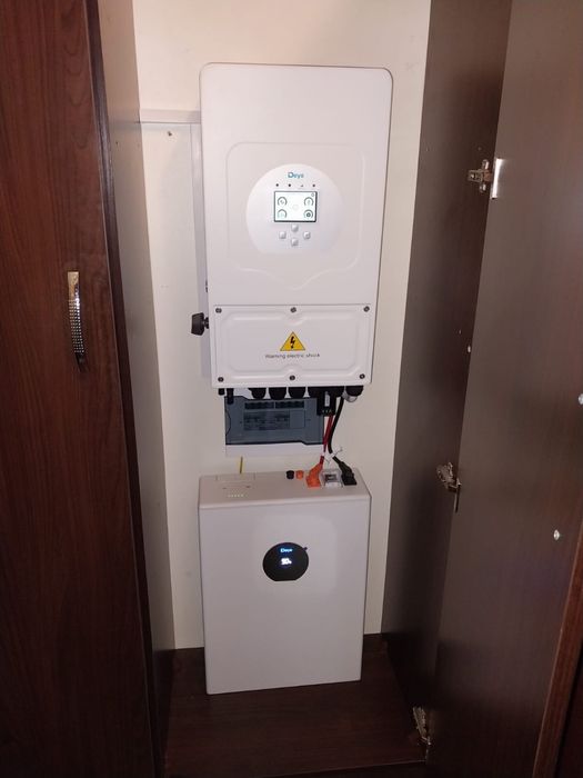 В НАЯВНОСТІ !! Інвертор DEYE гібрид 6квт SG05LP1+акуми Deye Pro