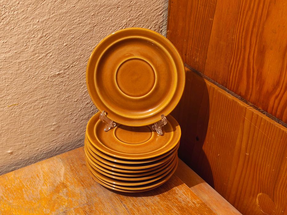 Miodowy spodek podstawka pod filiżankę Porcelit Pruszków PRL