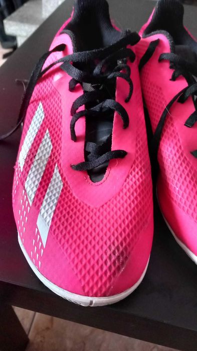 Spatilhas/Chuteiras de Futsal Adidas Rosa