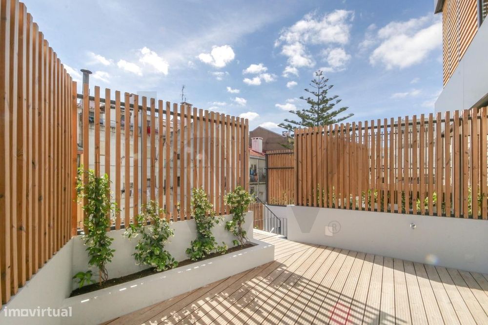 T1 Duplex para Arrendamento em Lisboa | Terraço, Jardim e Estacionamen