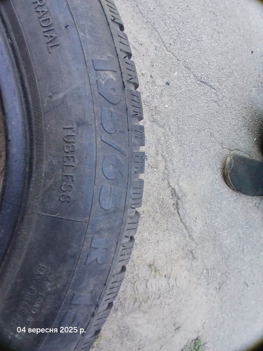 Шини резина зимня 195/65 R15