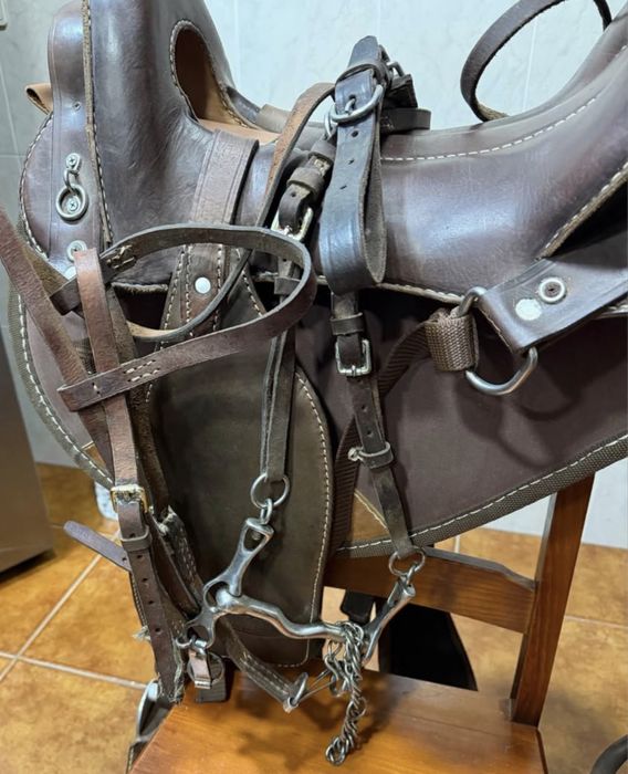 Sela Western em Pele – WESTERN Saddlery