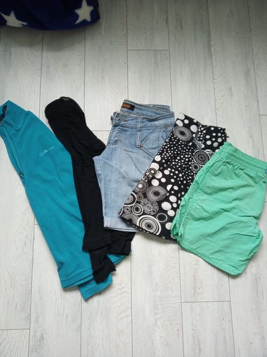 Продам женские вещи 200 грн