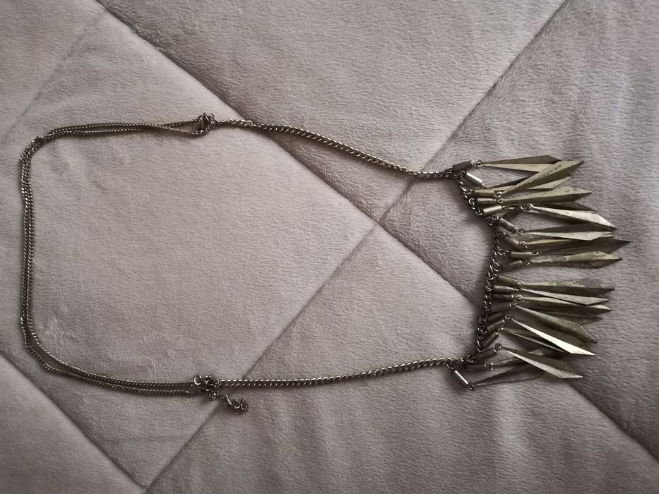 Colar dourado Parfois