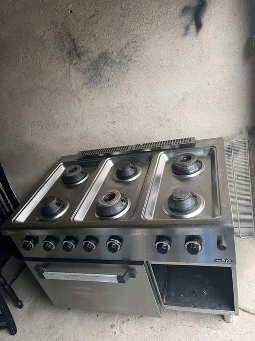 Kuchenka gazowa 6palnikowa MBM z piekarnikiem