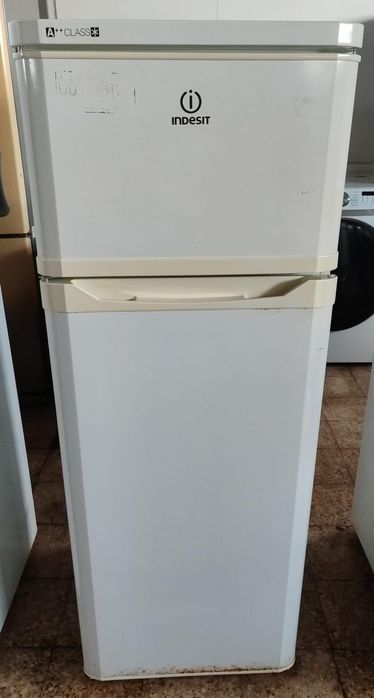 Frigorífico INDESIT