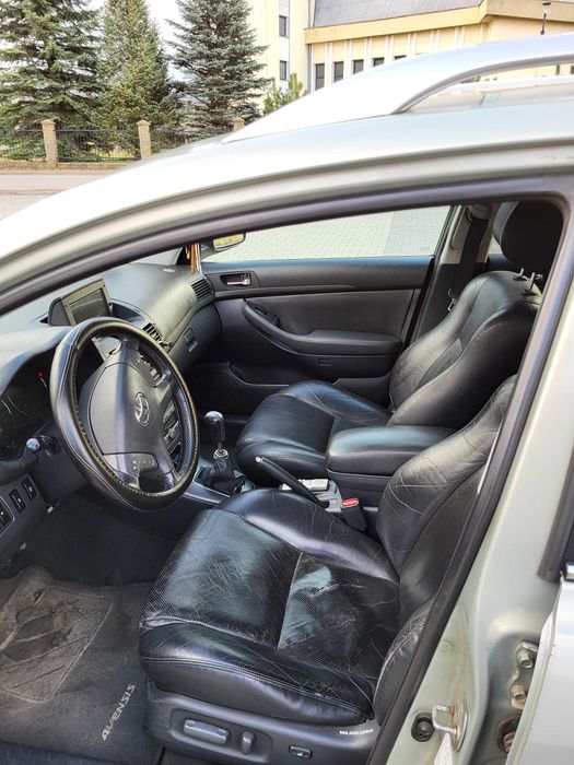 Sprzedam Toyota Avensis T25 Kombi 2.0D4d