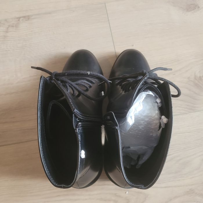 Buty w stylu oficerskim szerszy obcas 41, raz założone