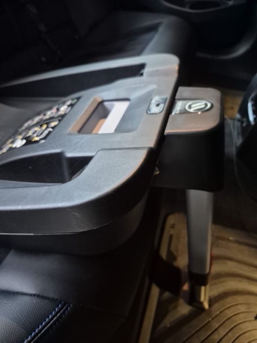 Avionaut Pixel fotelik 0-13 kg z bazą Isofix Black