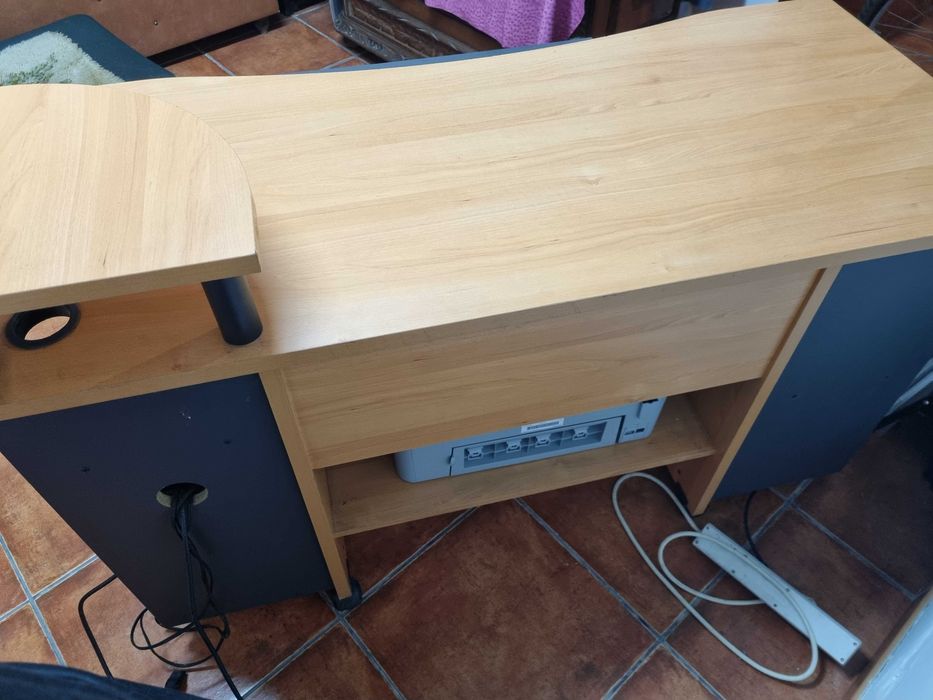 Secretaria Madeira Para Escritório com Rodas