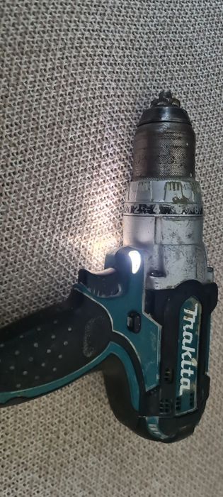 Wiertarko wkrętarka z udarem Makita  BDF444