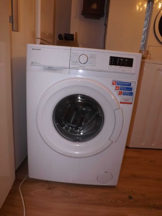 Pralka sharp slim