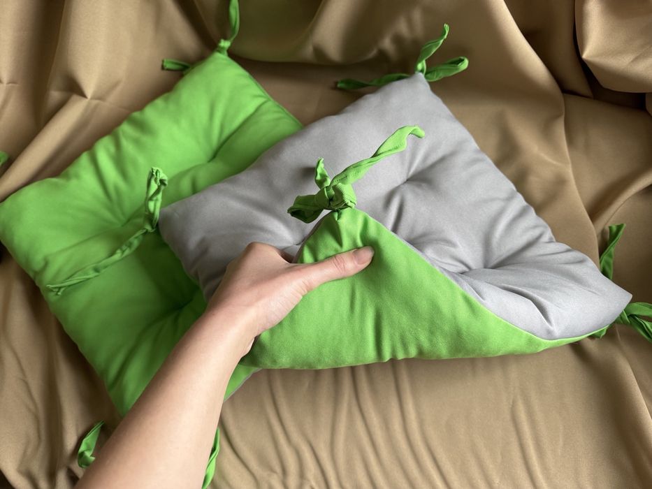 Подушка на стул, табурет, подушки на крісла зі завʼязками у вітальню