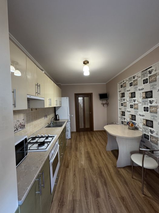 Новобудова в Центрі.Світло Не вимекають