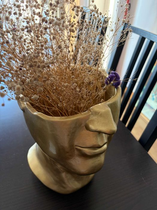 Vaso dourado cabeça manequim