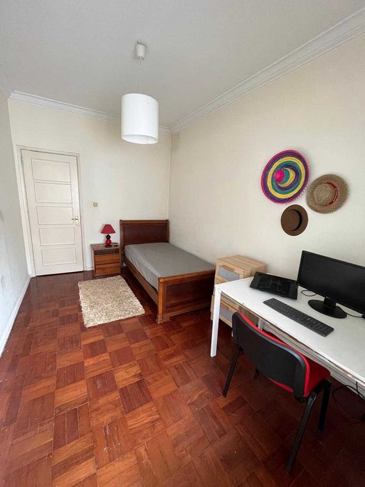Quarto em T2 Lisboa