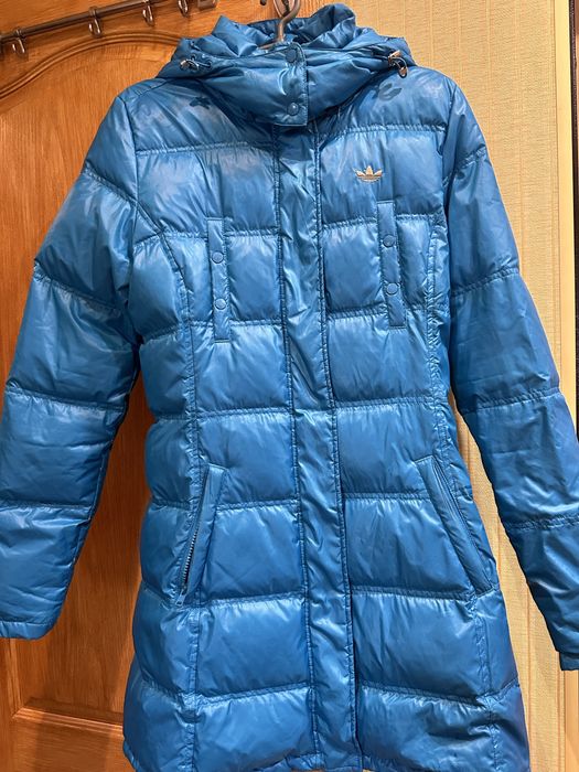 Женский пуховик Adidas