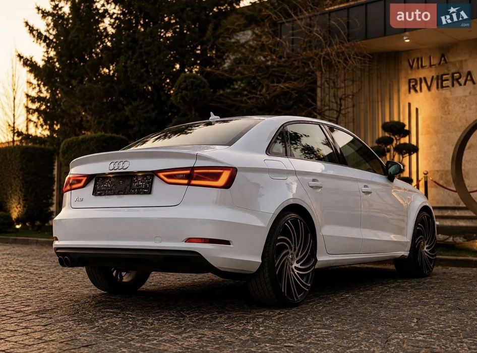 Терміновий продаж Audi A3 2015