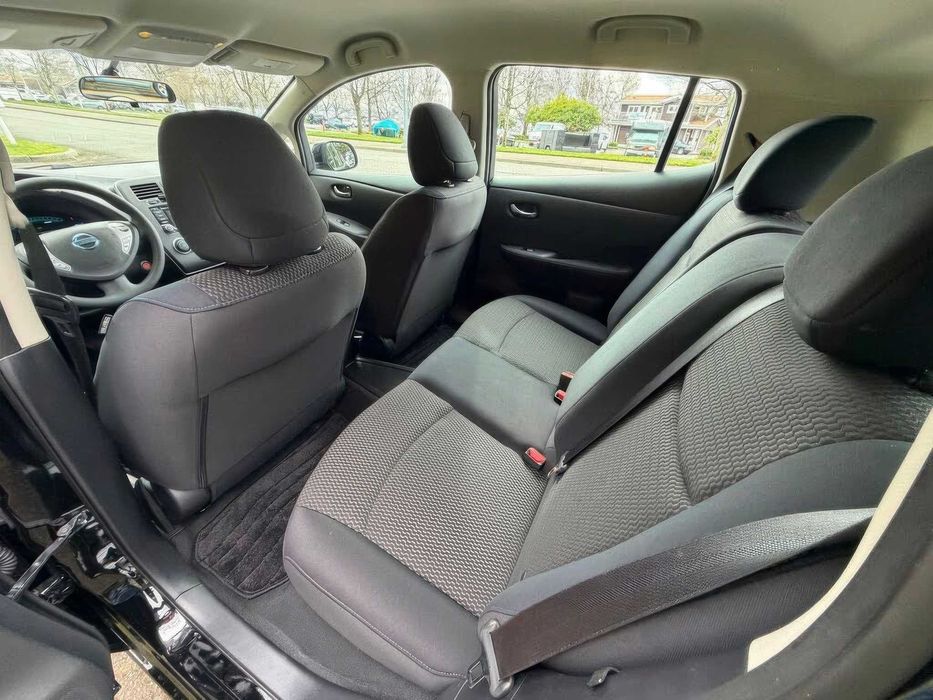 Nissan LEAF S      2016