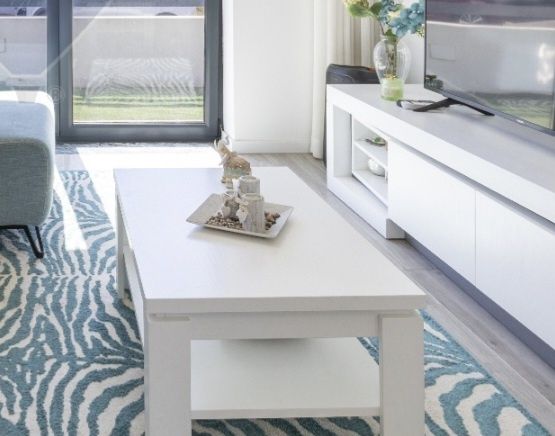 Movel de tv e mesa de centro