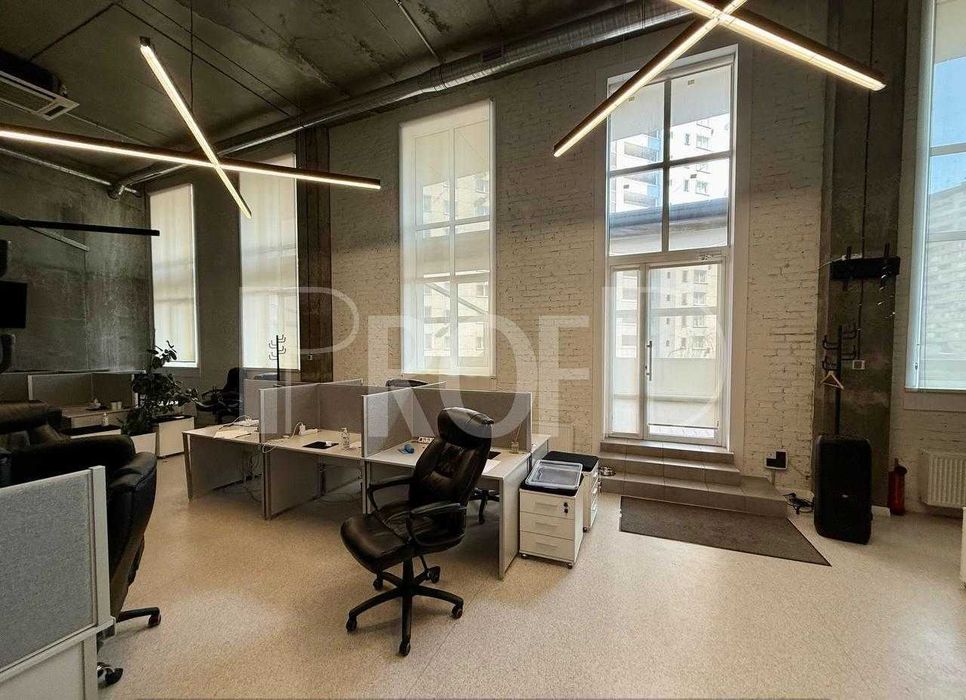 OPEN SPACE + кабінети в стилі LOFT (1000 м2)