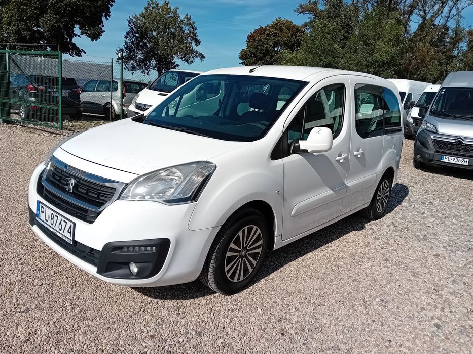 Peugeot Partner Polski Salon, Bezwypadek