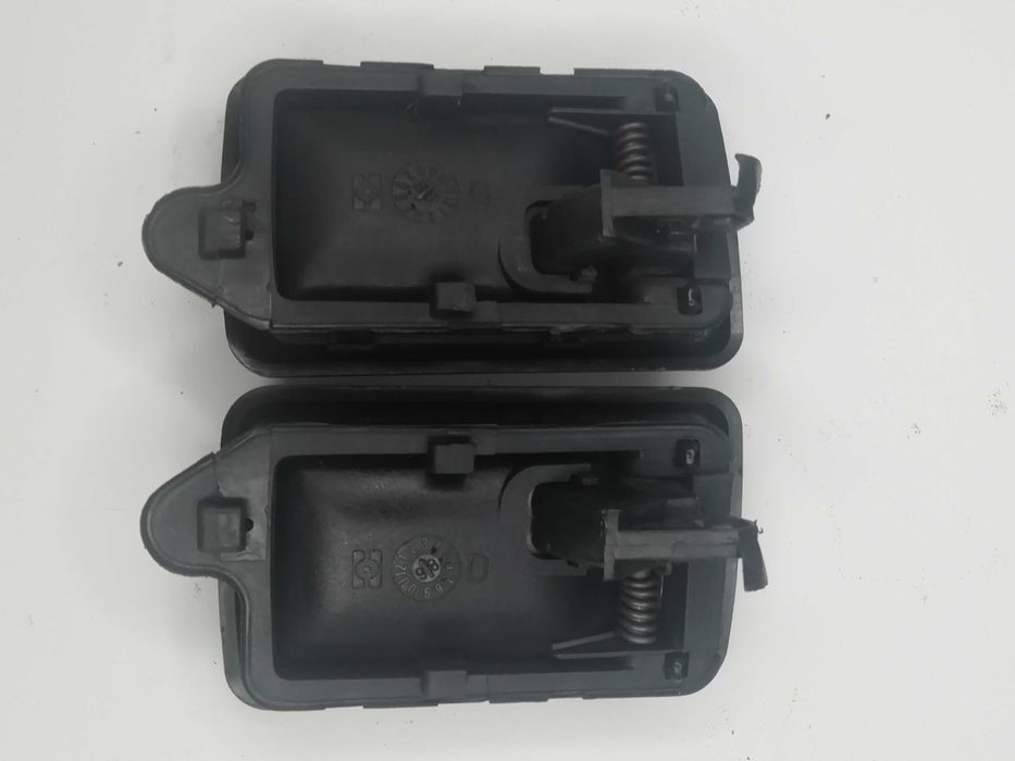 Peugeot 205 Puxadores + Molduras porta em preto