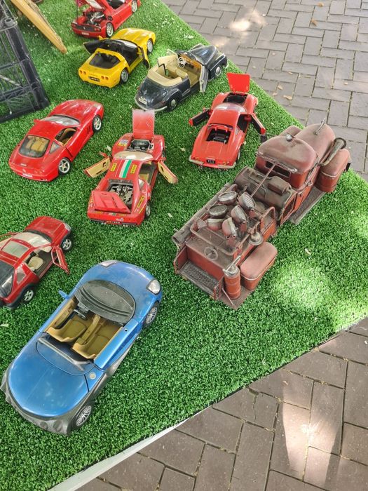 Miniaturas de carros antigos