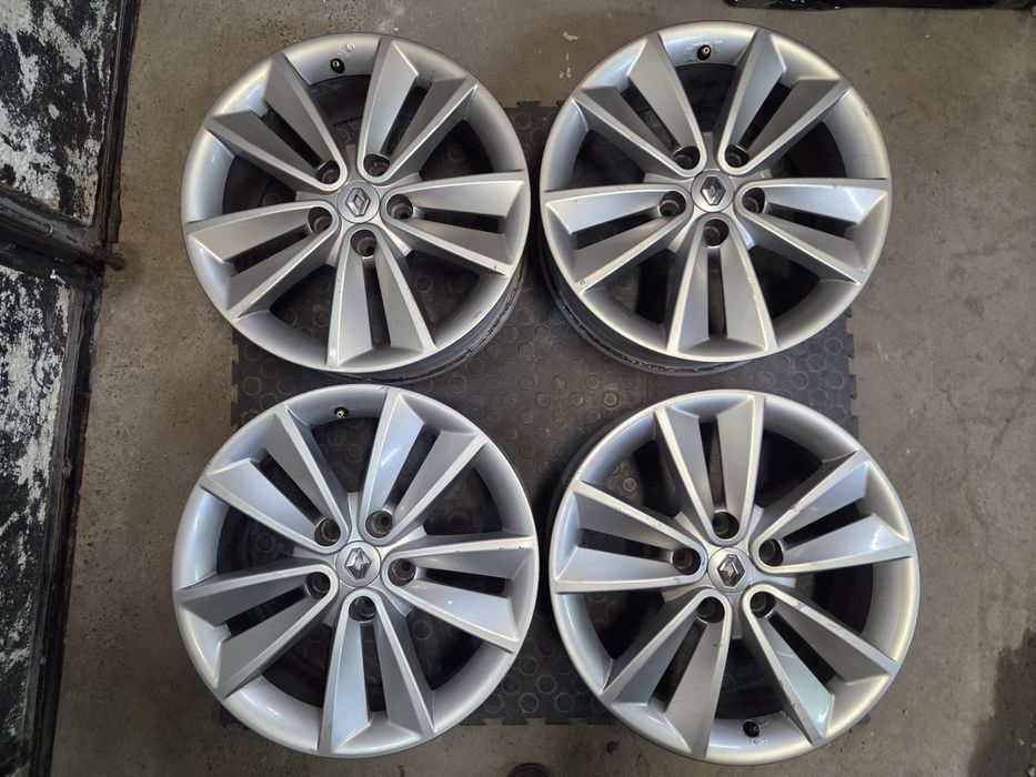 Felgi Aluminiowe 5x114,3 7Jx17 ET49 Renault Megane Scenic