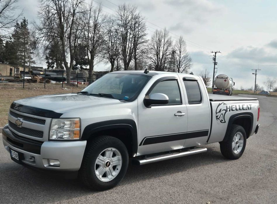 Chevrolet Silverado Pickup 4x4