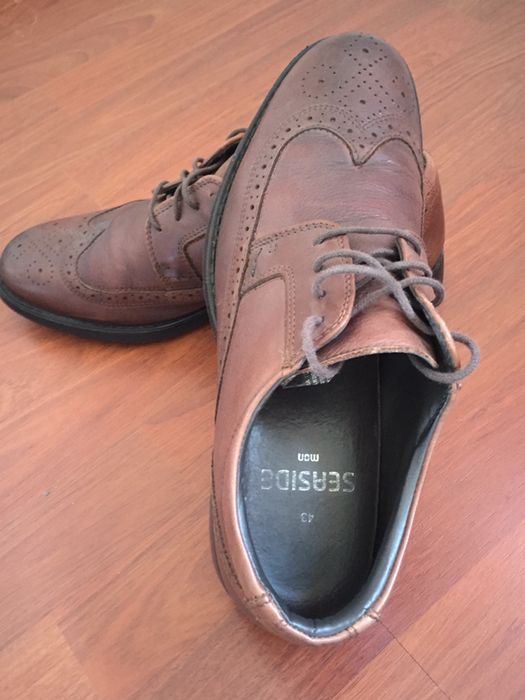 Sapatos de Homen Castanhos