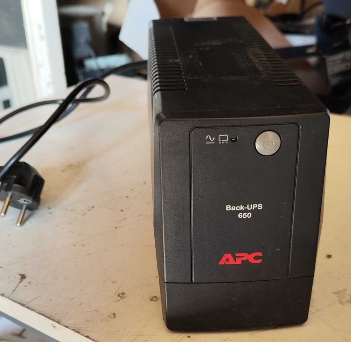 Безперебійник ДБЖ APC Back-Ups 650