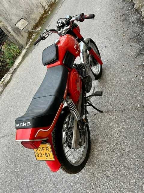 vendo moturisada V5 c