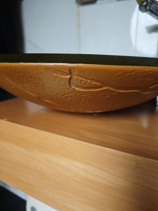 Lavatório de vidro dourado / WC